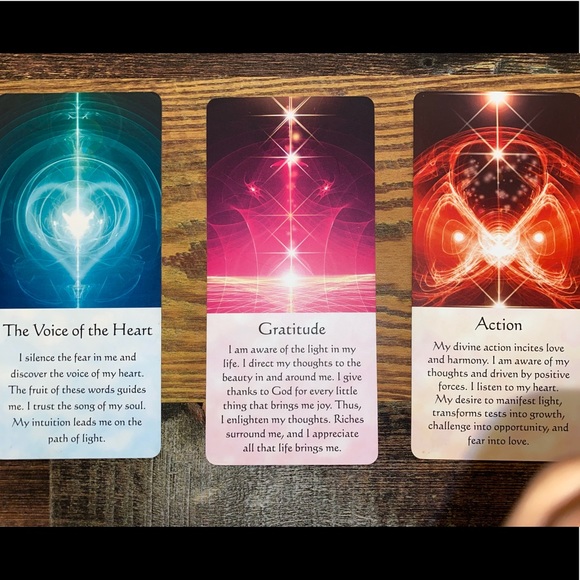 Healing energy Oracle deck + drawstring carrying tarot bag - Picture 2 of 3